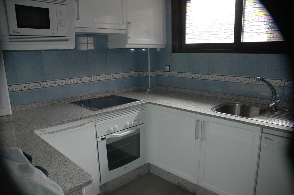 Apartamentos Turisticos Vilagarcia- Rio Ulla Vilagarcia de Arousa Room photo